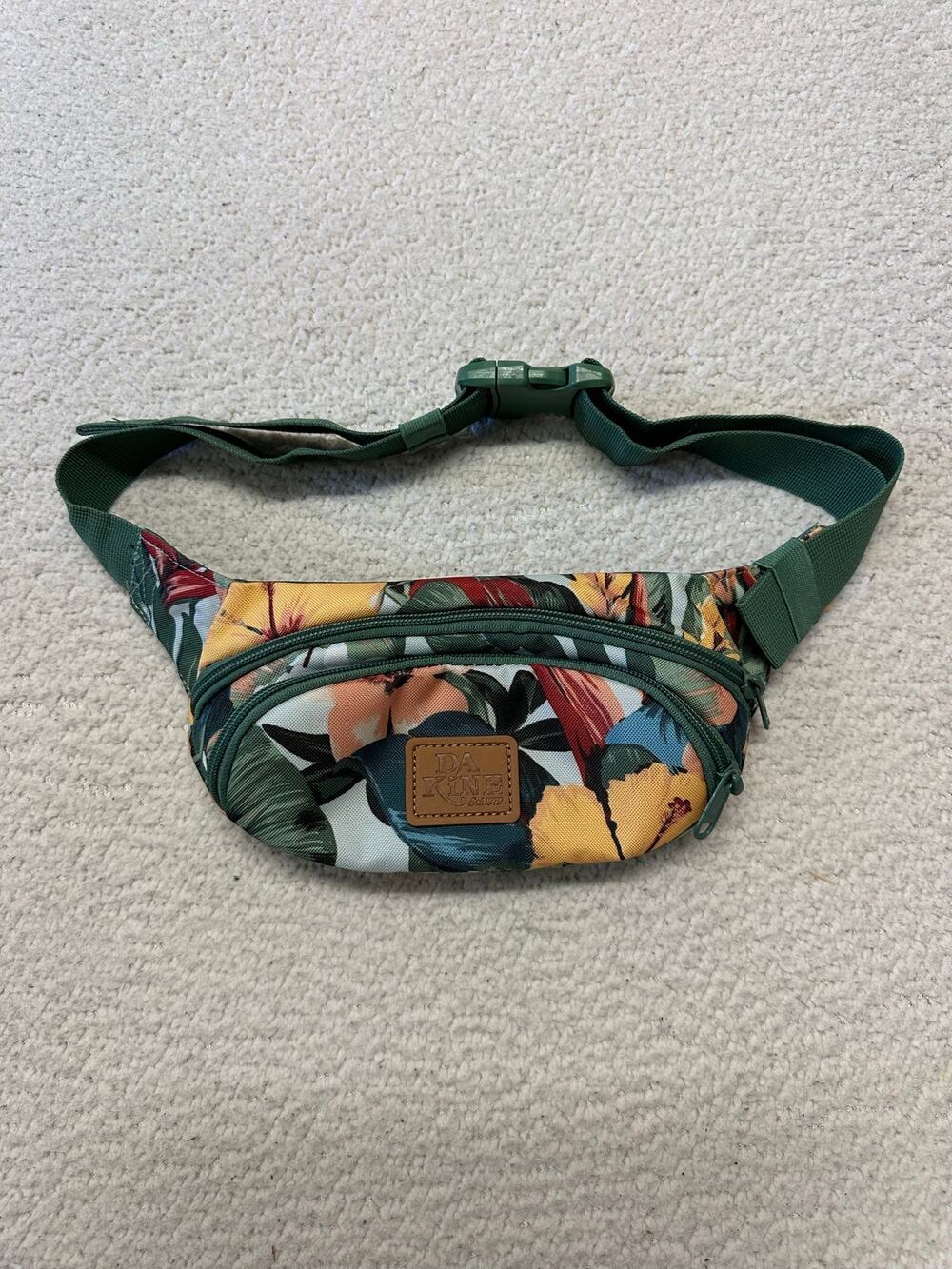 Dakine Classic Hip Pack Belly Bag